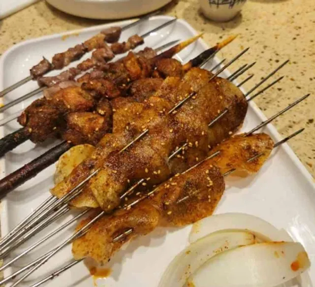 Hong Liu Zhi Tan Yang Barbecue