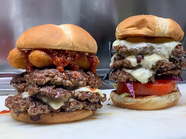 Ripped Rabbit Bar & Grill