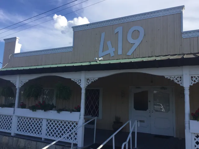 The 419 Bistro, Gelato and imports