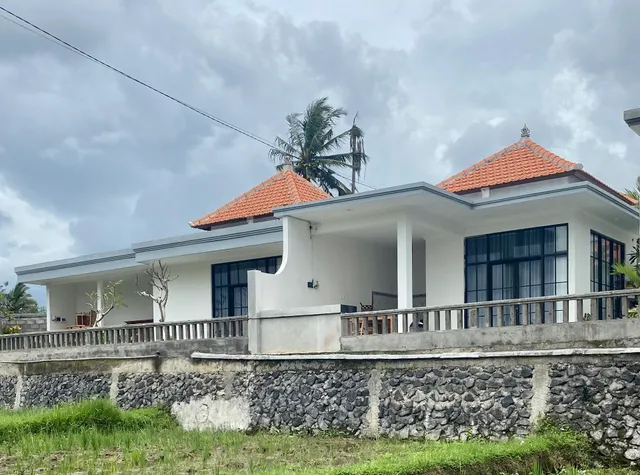 Villa Padang Santhi