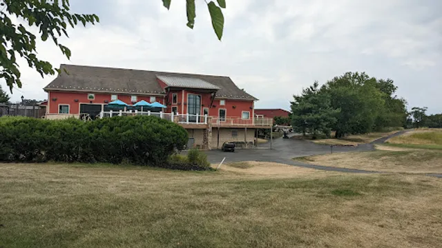 Makefield's Public House