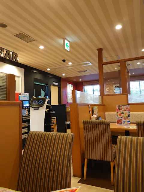 ガスト 高槻土室店