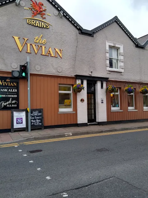 Vivian Arms Hotel