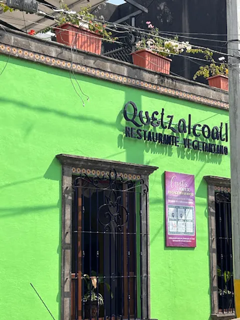 Restaurante vegetariano Quetzalcoatl sucursal centro