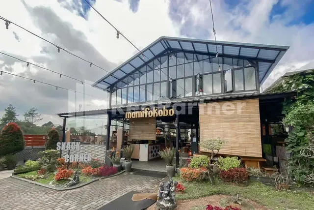 Mamifokobo Guesthouse Puncak