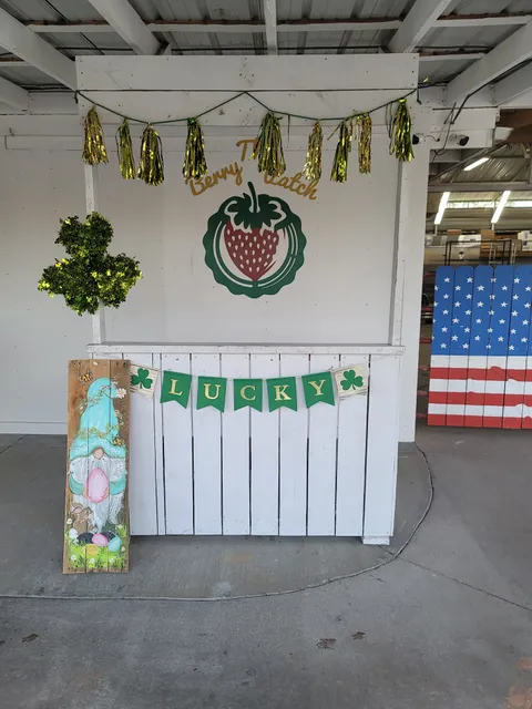 Berry Patch At The Market