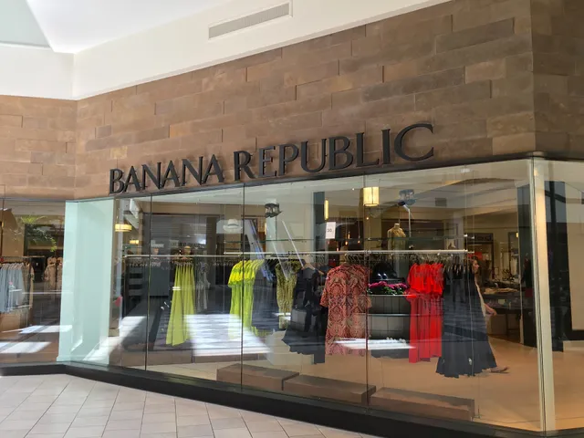 Banana Republic