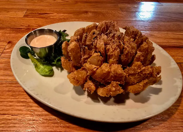 Benjamin's Restaurant & Pub