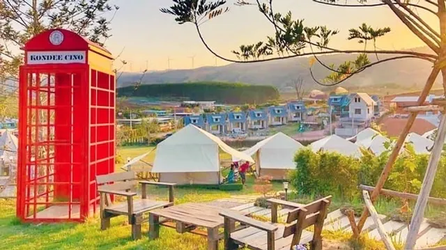 Kondee Cino Cafè and Glamping