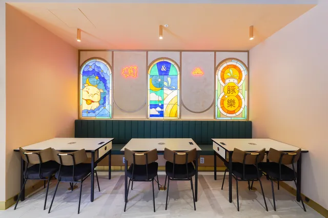 Jokbal Yasijang & Mucheong Gamjatang