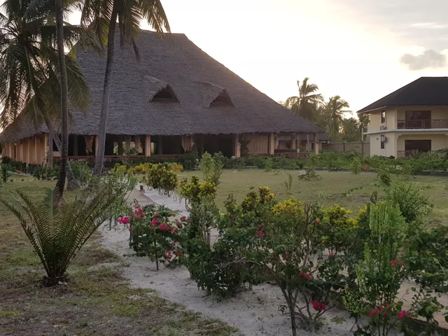 Khulala Ocean Blue Bungalows