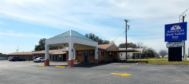 Americas Best Value Inn Comanche