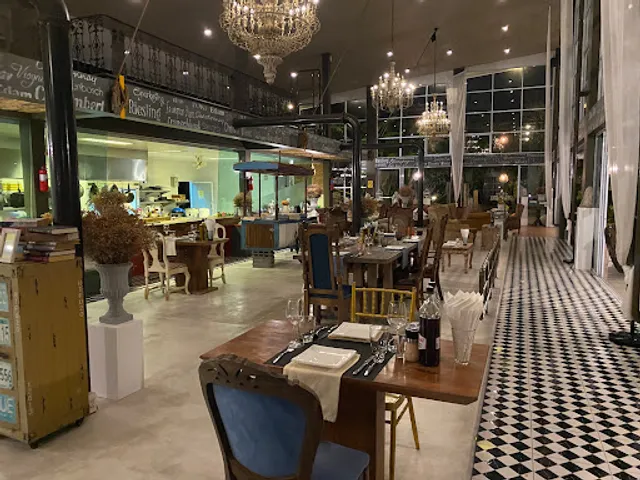 Chardonnay restaurant