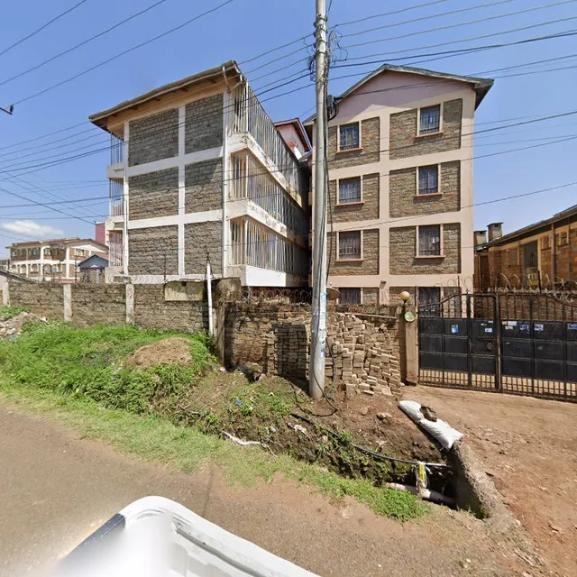 Court One Apartments