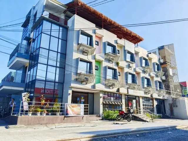 Hotel Rupert Atienza ( Hotel A)