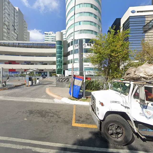 4299 Prolongación vasco de Quiroga 4299