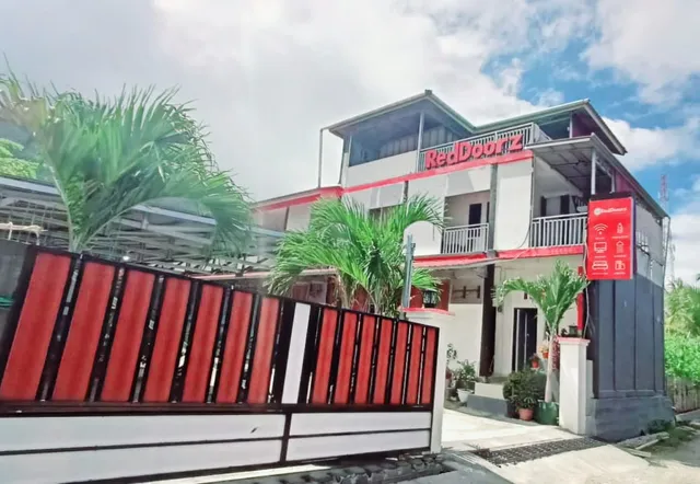RedDoorz near RSUD Kota Luwuk