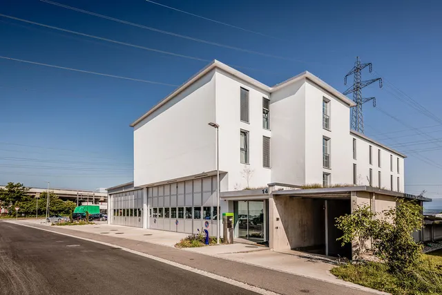 N's Hotel - Self-Check-in