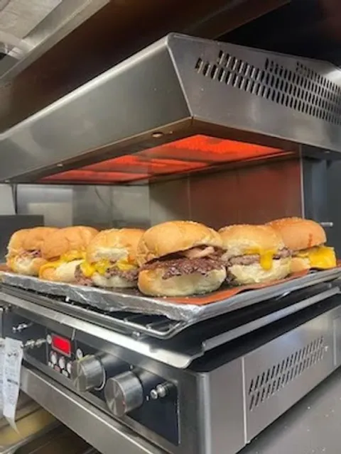 avec amour - le burger Montparnasse