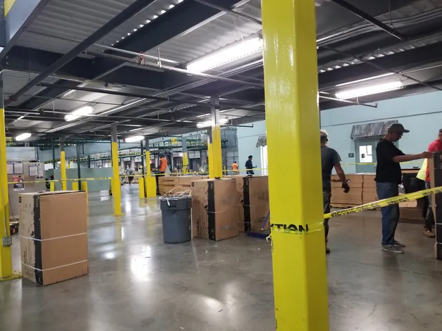 Sportsman's Distribution Center