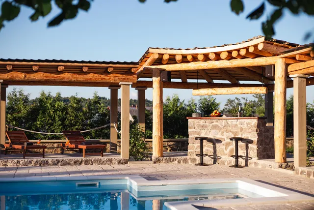 Lika Story & Accommodation