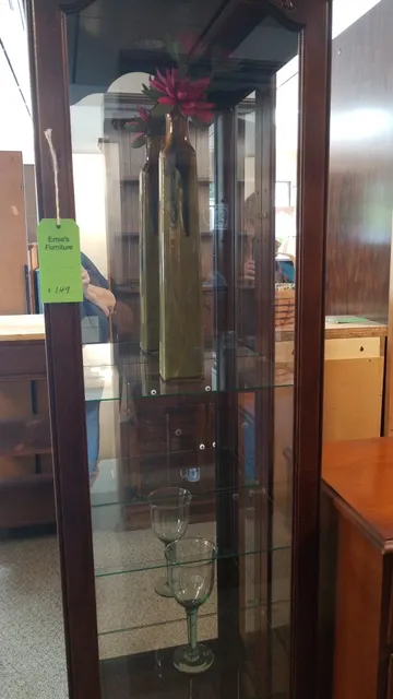 Ernie's Furniture Newark