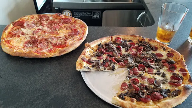 Sidewall Pizza Company