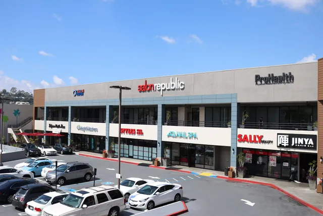 Salon Republic Studio City