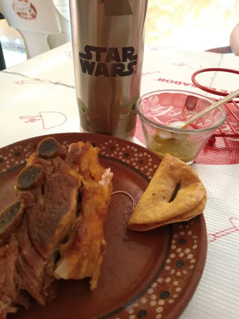 Carnitas camino viejo