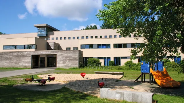 Hi Flanders Oostduinkerke - Hostel De Peerdevisser