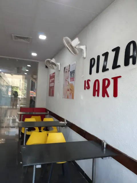 Papa Veg Pizza churu