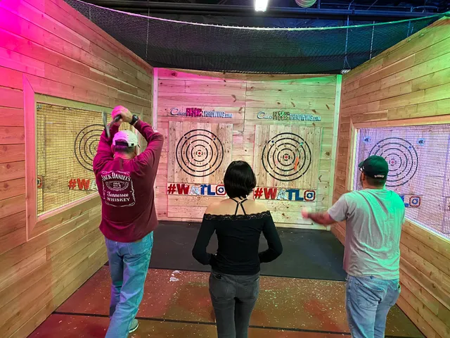 Class Axe Throwing