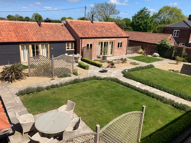 Lyndhurst Farm Barns