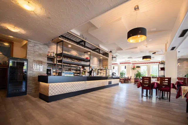 Restaurant La Stazione Pizzeria Kurier