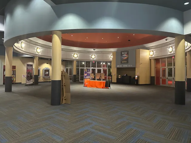 Regal Greensboro Grande