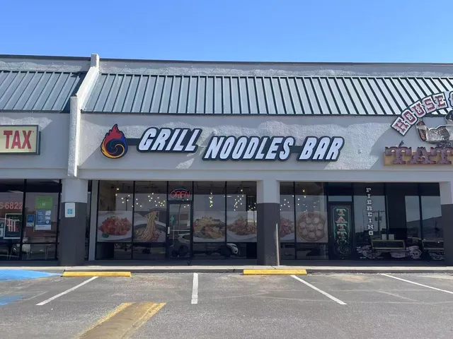 Grill noodles bar