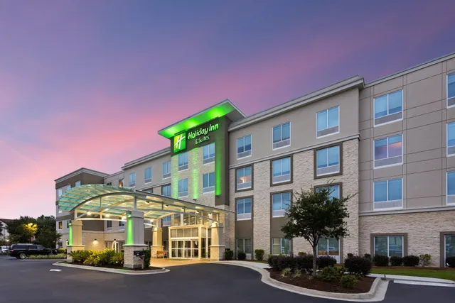 Holiday Inn & Suites Savannah Airport - Pooler by IHG