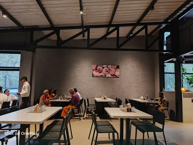 Park Astoria - A Multicuisine Restaurant