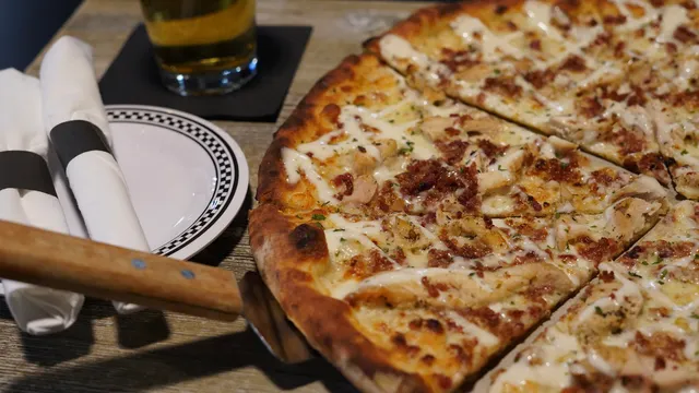 V'S Brick Oven Pizzeria & Pub