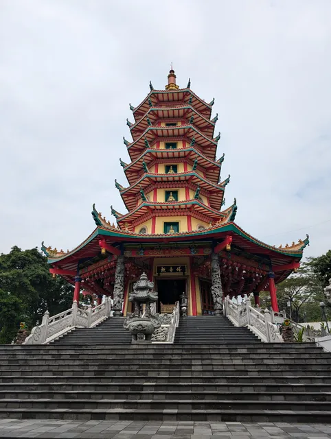 Pagoda Avalokitesvara