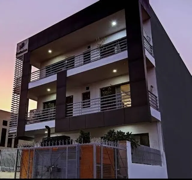 Prefer Inn - Hotel in Islampur