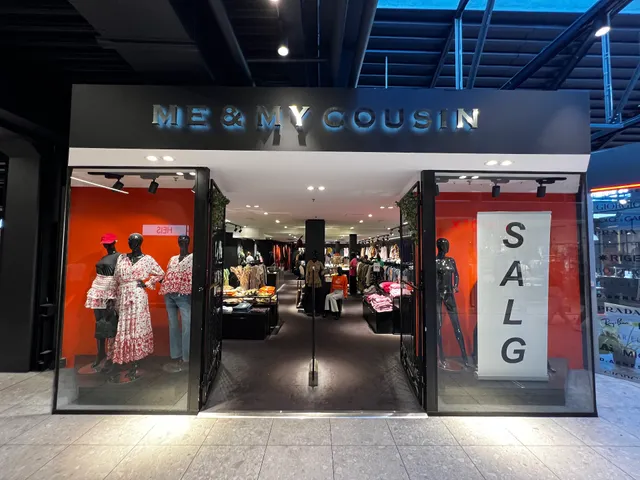 Me & My Cousin Strømmen Storsenter