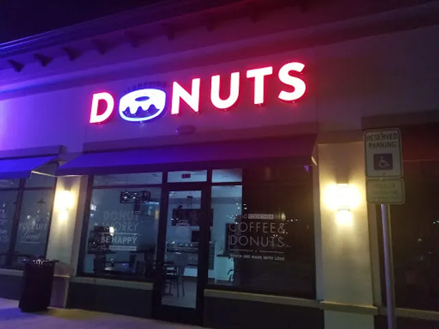 Lakeside Donuts