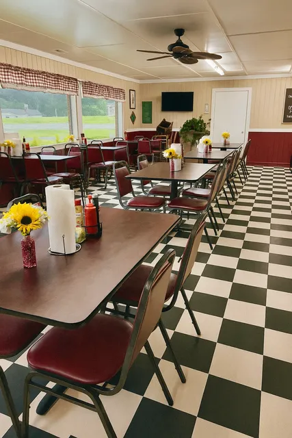 Crossroads Diner