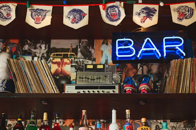 Schmitty's West Hollywood