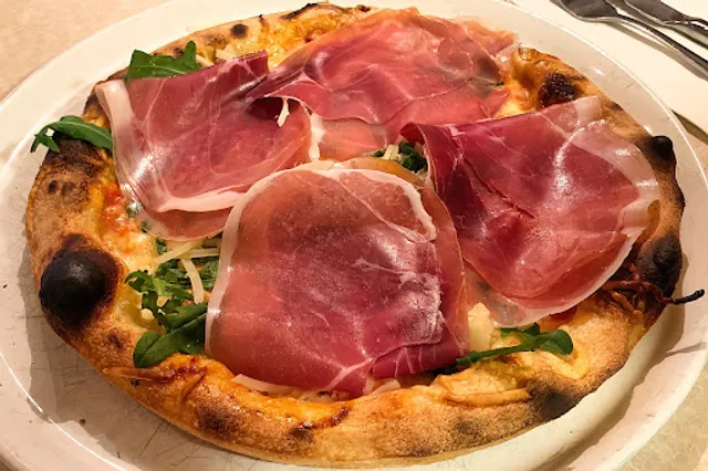 Inh. Claudia Langella Pizzeria Vesuvio