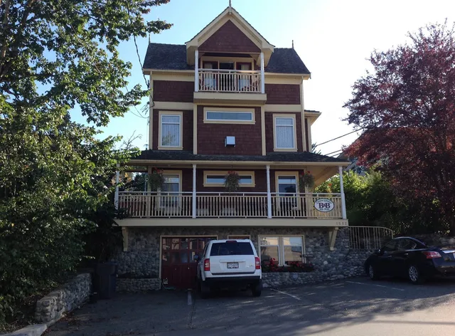 Dream Weaver Bed & Breakfast