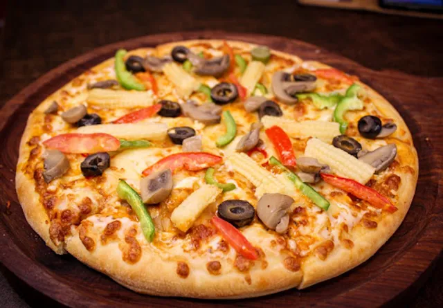 ITALIO'S PIZZA LAW GARDEN