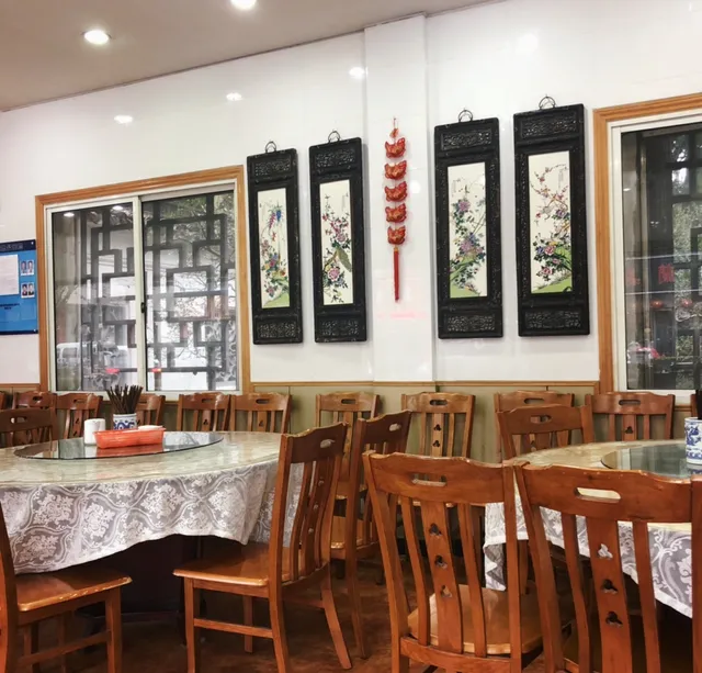 Nanxiang Yiyuan Xiaolongguan