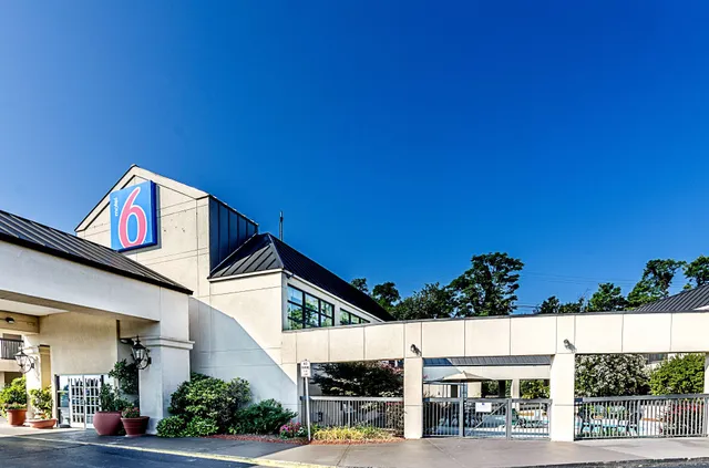Motel 6 Roanoke, VA